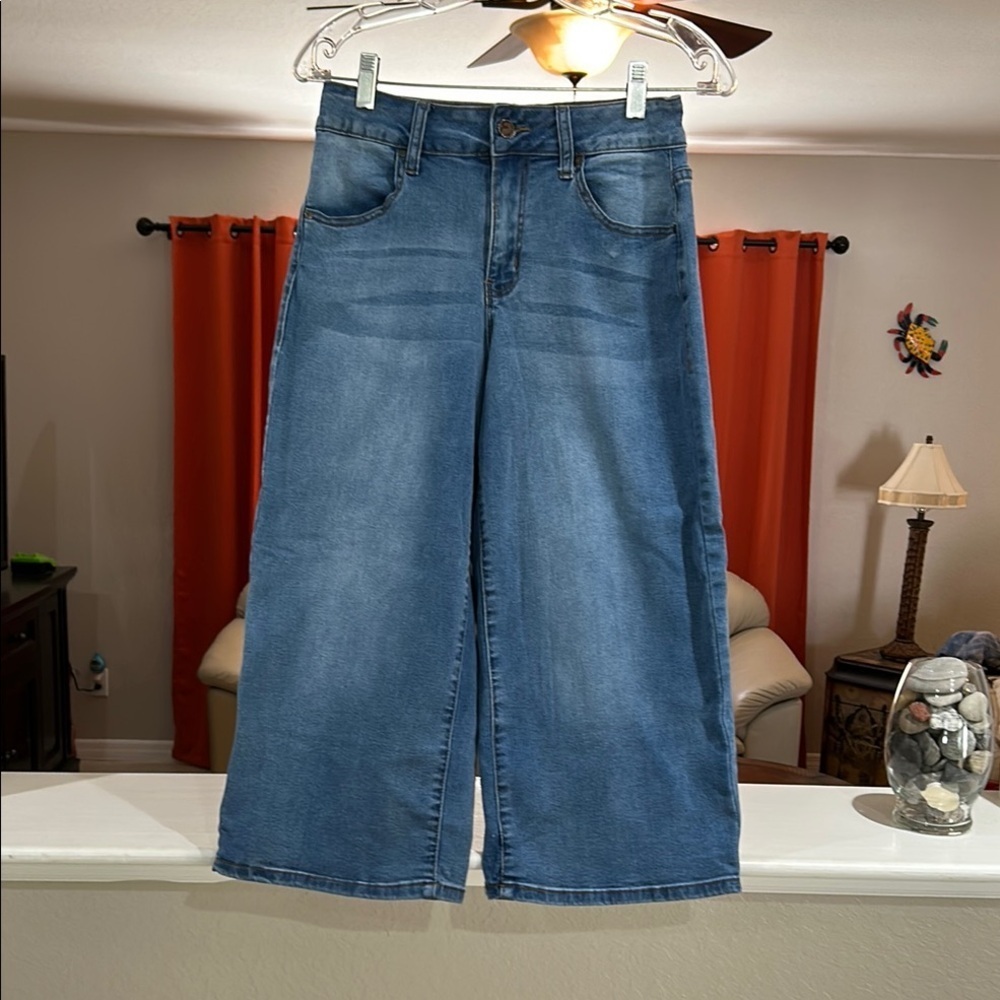 Earl Jeans Women's Cropped Wide Leg Blue Jeans Size 6